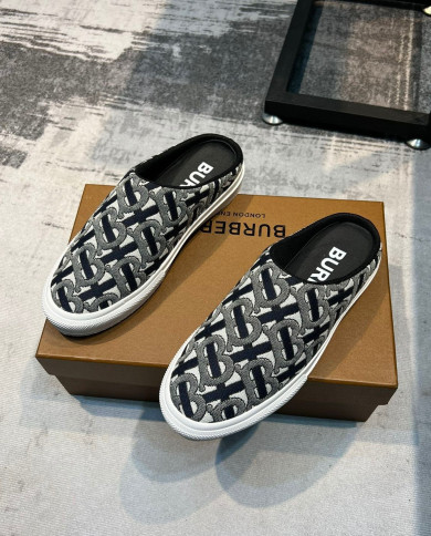 Burberry  Slippers