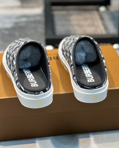 Burberry  Slippers