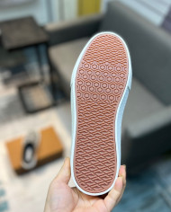 Burberry  Slippers