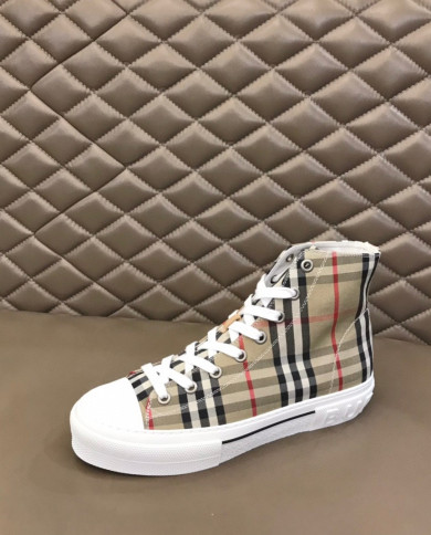 Burberry  High cut boots