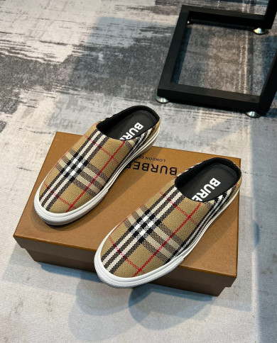 Burberry  Slippers