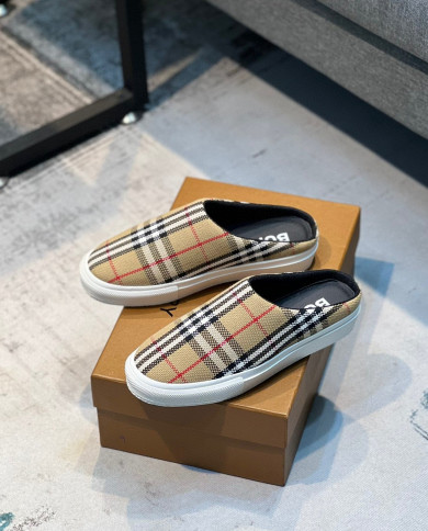 Burberry  Slippers