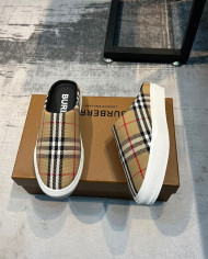 Burberry  Slippers