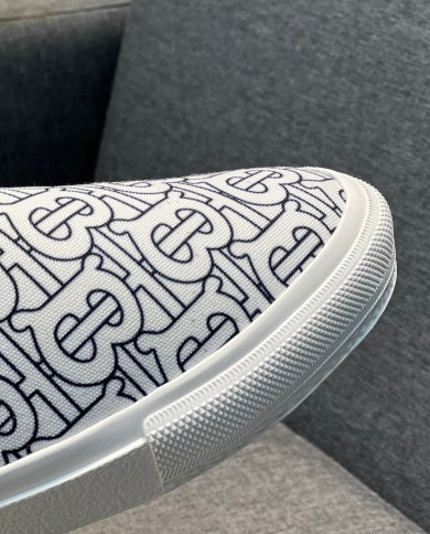 Burberry  Slippers