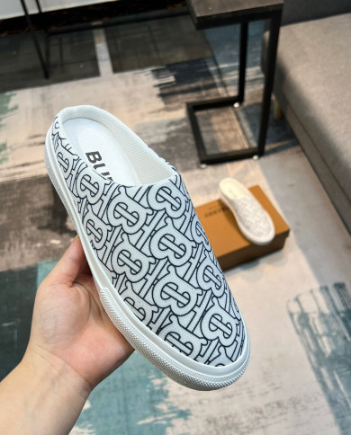 Burberry  Slippers