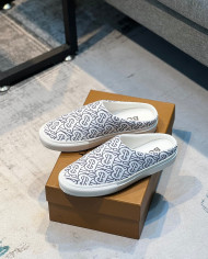 Burberry  Slippers