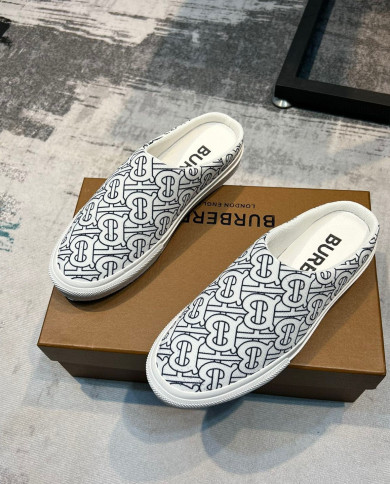 Burberry  Slippers