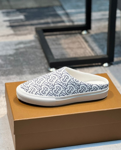 Burberry  Slippers