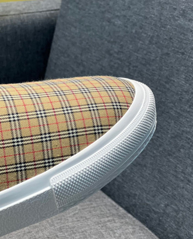 Burberry  Slippers