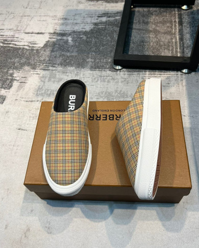 Burberry  Slippers