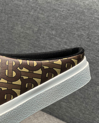 Burberry  Slippers