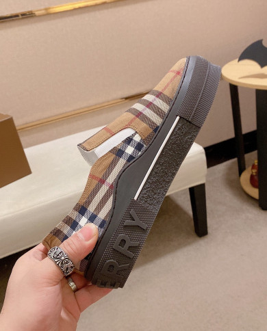 Burberry  hooded shoes