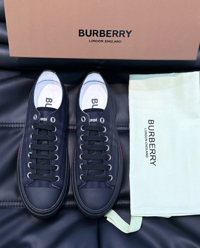 Burberry  Casual Shoes