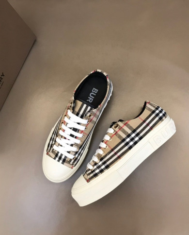 Burberry  Casual Shoes
