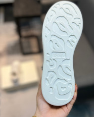 McQueen Versatile Little White Shoes Plush couple style