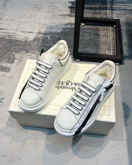 McQueen Versatile Little White Shoes Plush couple style