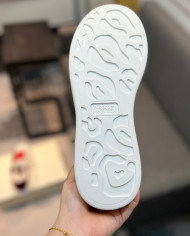 McQueen Versatile Little White Shoes Plush couple style