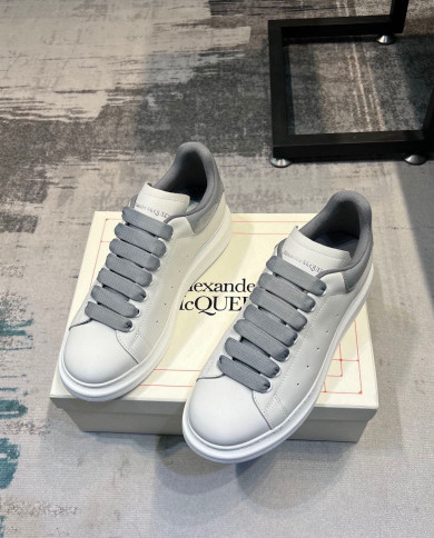 McQueen Versatile Little White Shoes couple style