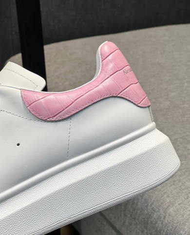 McQueen Versatile Little White Shoes couple style