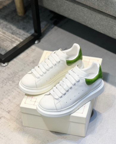 McQueen Versatile Little White Shoes couple style