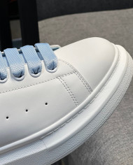 McQueen Versatile Little White Shoes couple style
