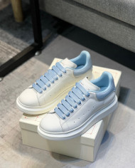 McQueen Versatile Little White Shoes couple style