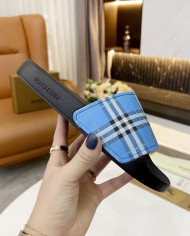 Burberry couple style  Slippers