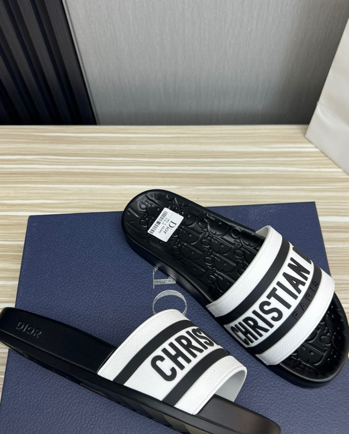 Dior  couple style  Slippers