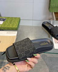 GUCCI couple style  Slippers