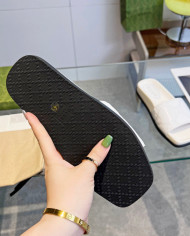 GUCCI couple style  Slippers