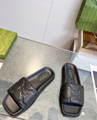 GUCCI couple style  Slippers
