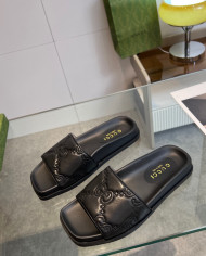 GUCCI couple style  Slippers