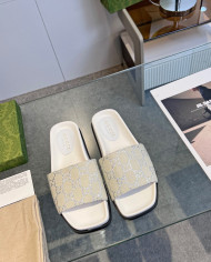 GUCCI couple style  Slippers