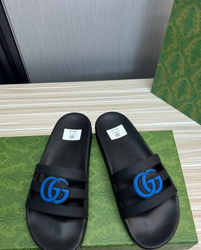 GUCCI couple style  Slippers