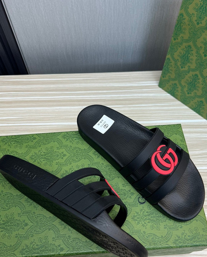 GUCCI couple style  Slippers