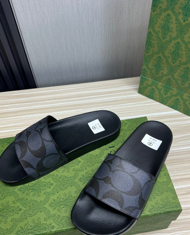 GUCCI couple style  Slippers