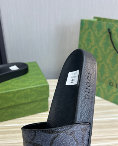 GUCCI couple style  Slippers