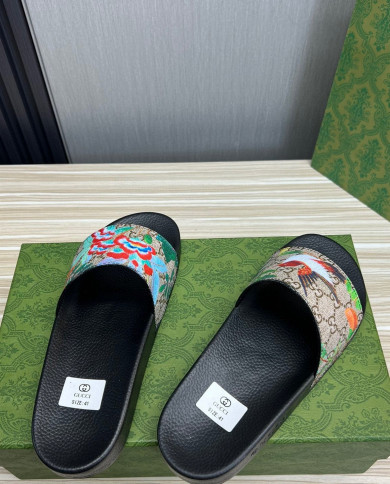 GUCCI couple style  Slippers