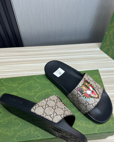 GUCCI couple style  Slippers