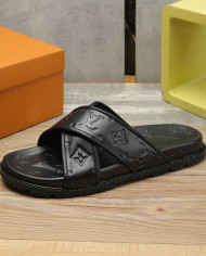 GUCCI  Slippers