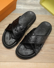 GUCCI  Slippers