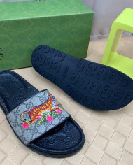 GUCCI  Slippers