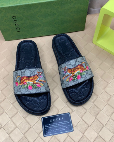 GUCCI  Slippers