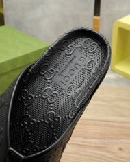GUCCI  Slippers
