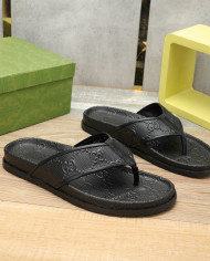 GUCCI  Slippers