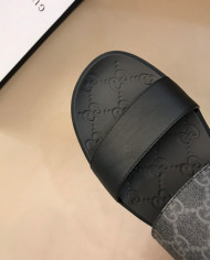 GUCCI  Slippers