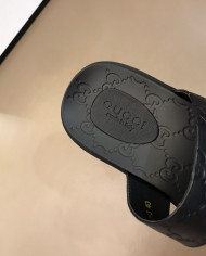 GUCCI  Slippers