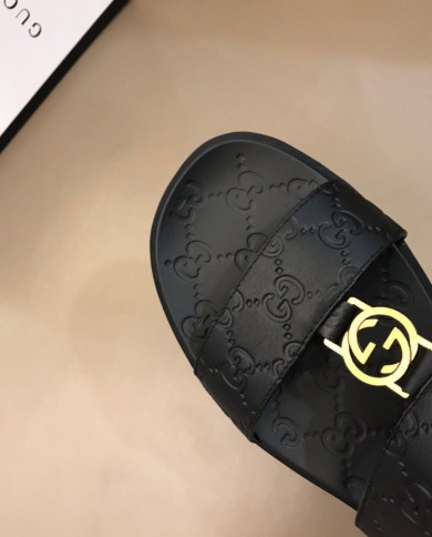GUCCI  Slippers