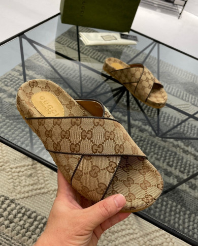 GUCCI  Slippers