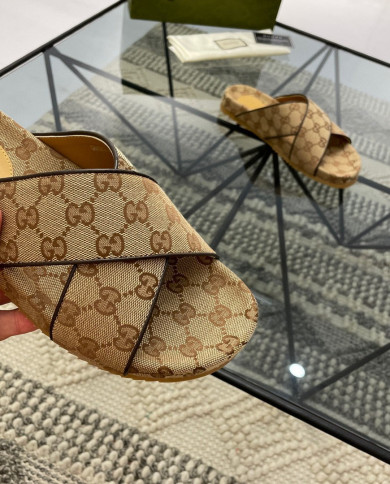 GUCCI  Slippers